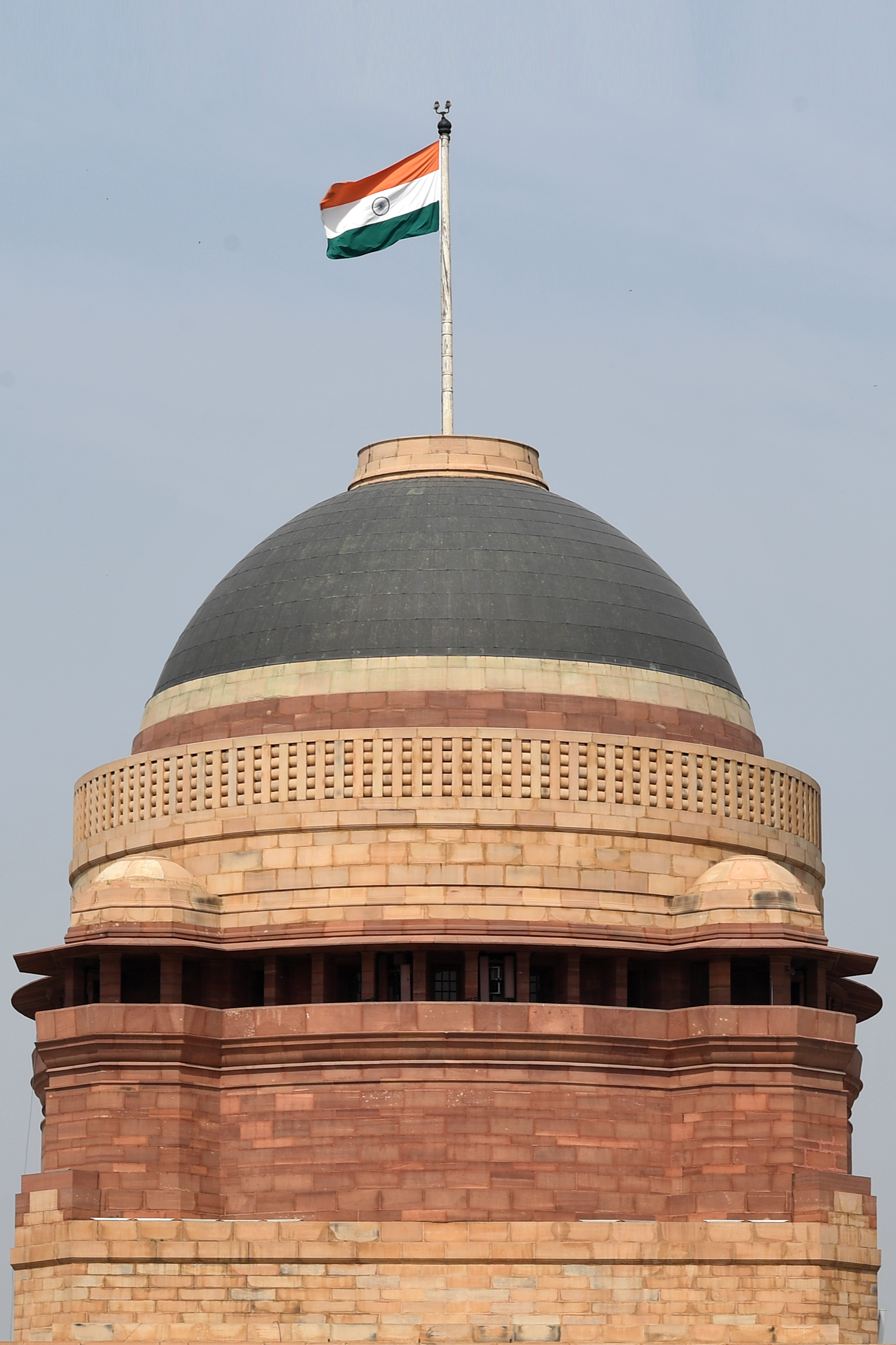 crowns Rashtrapati Bhavan