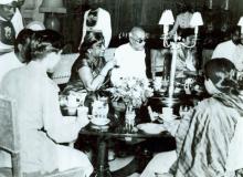 C. Rajagopalachari hosting a dinner in honour of Smt. Sarojini Naidu, Government House, New Delhi