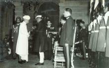 Dr. Radhakrishnan receiving the Bharat Ratna award from President Dr. Prasad