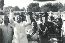 President R. Venkataraman declaring MRF World Cup Series open, New Delhi