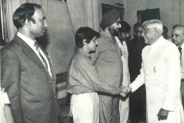 President R. Venkataraman meeting the delegates for the Seminar on Police Community Relationsat New Delhi