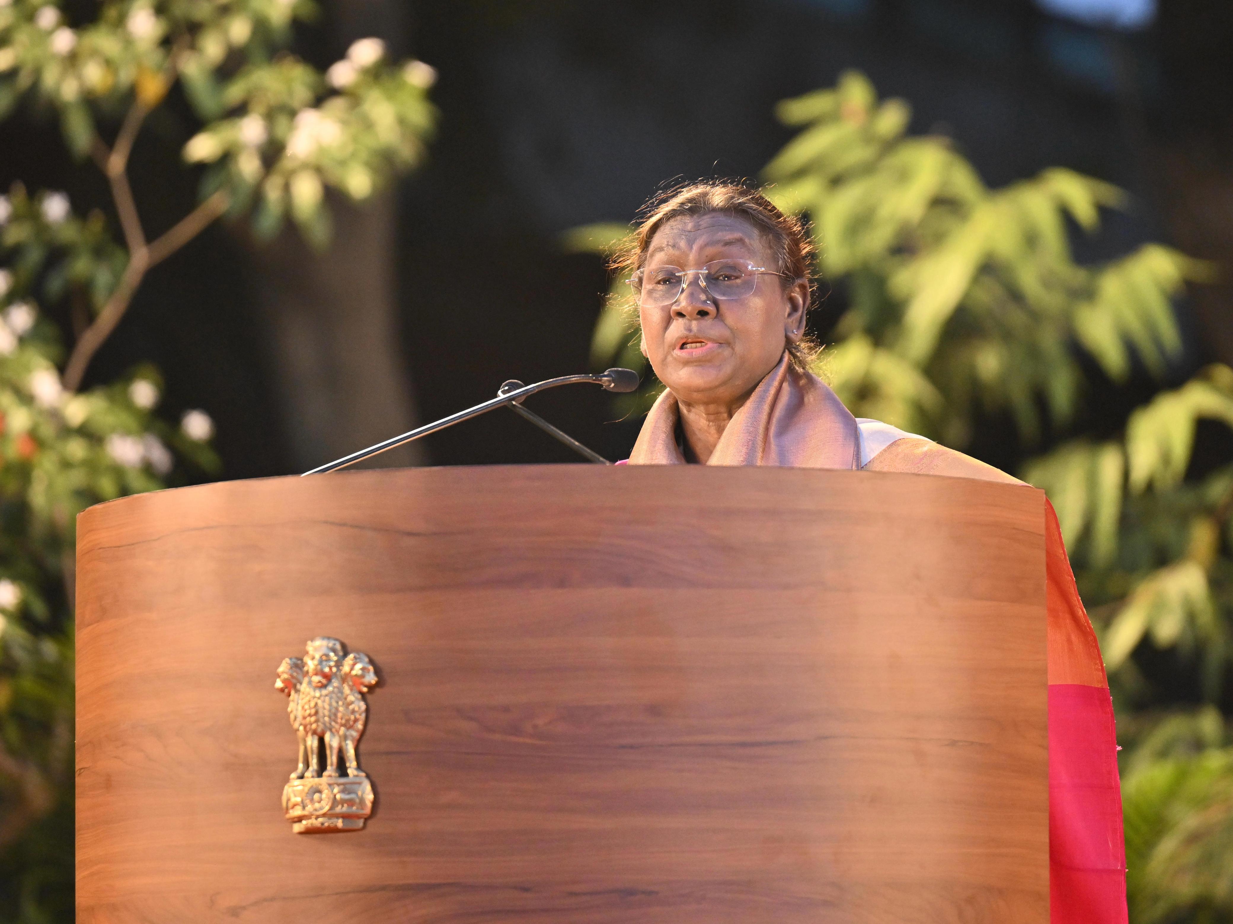 President Droupadi Murmu graces the convocation ceremony of the National Institute of Design at Ahmedabad on 27 Feb 2025