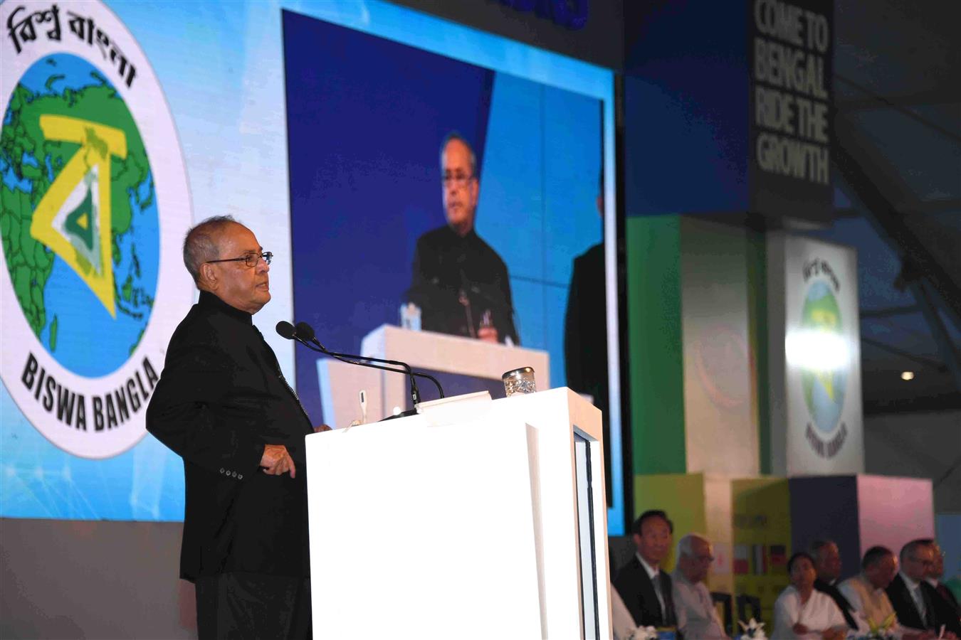 The President of India, Shri Pranab Mukherjee addressing at the Bengal Global Business Summit-2017 at Milan Mela Complex in Kolkata, West Bengal on January 20, 2017.