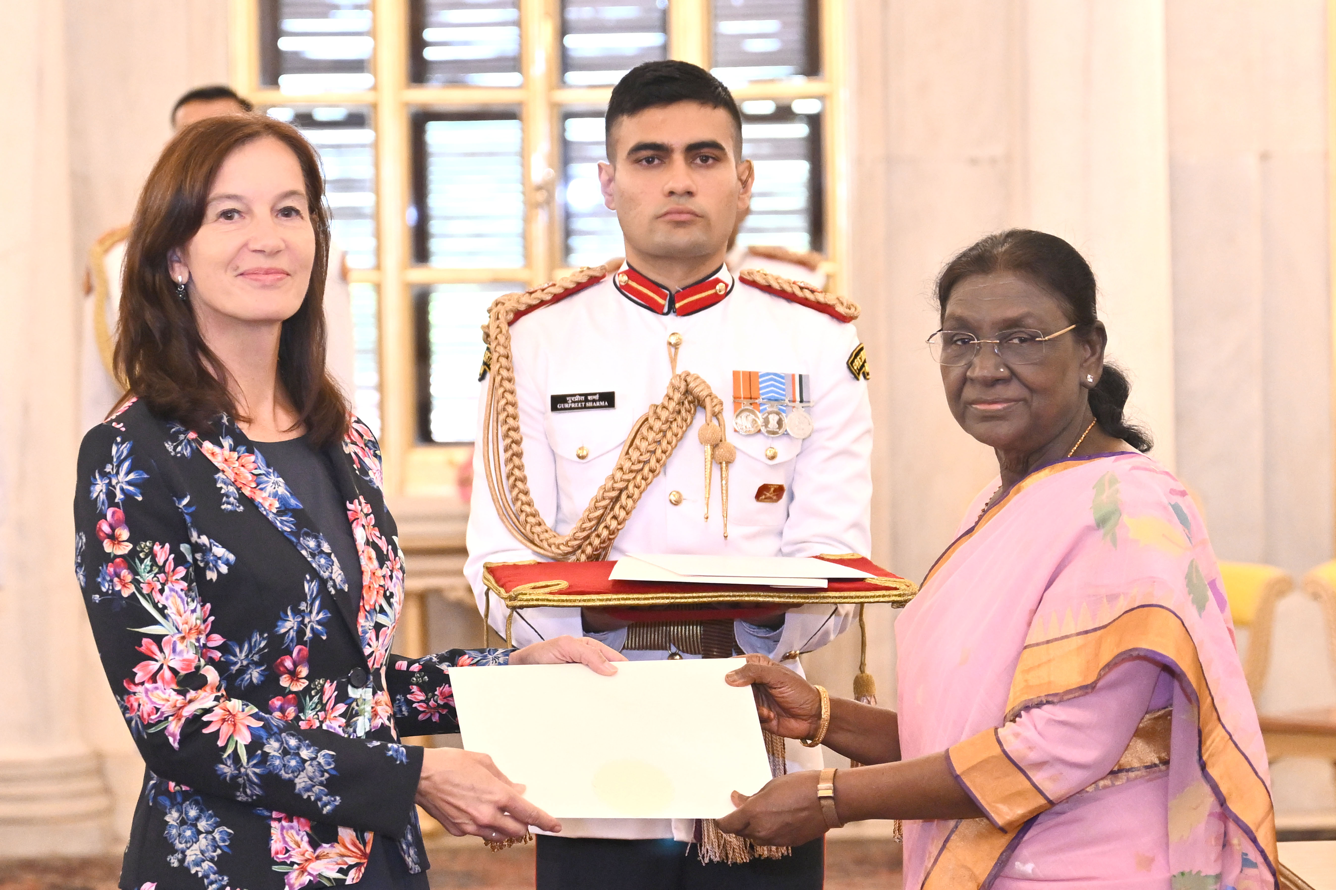  H.E. Ms Kristi Karelsohn, Ambassador of the Republic of Estonia presenting credentials to the President of India, Smt Droupadi Murmu at a ceremony held at Rashtrapati Bhavan on September 25, 2026.