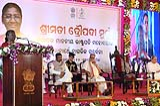 President addressing the civic reception hosted by the Government of Odisha in her honour in Bhubaneswar on November 10, 2022. 55_gsr_9156