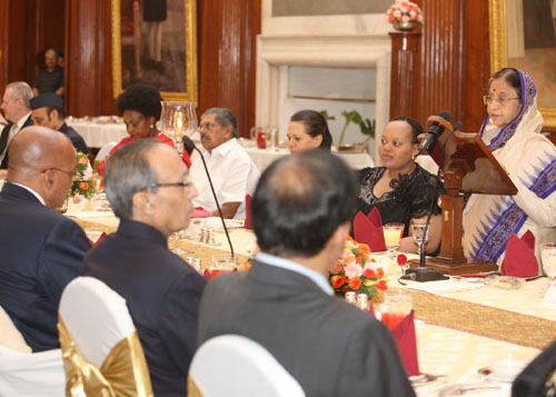 Speech by the President of India, Smt. Pratibha Devisingh Patil, at the Banquet in Honour of the President of the Republic of South Africa, H.E. Dr. Jacob G. Zuma - 4-6-10