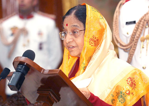 Speech by the President of India, Smt. Pratibha Devisingh Patil at the Banquet in Honour of the President of the Republic of Chile, H.E. Dr. Michelle Bachelet