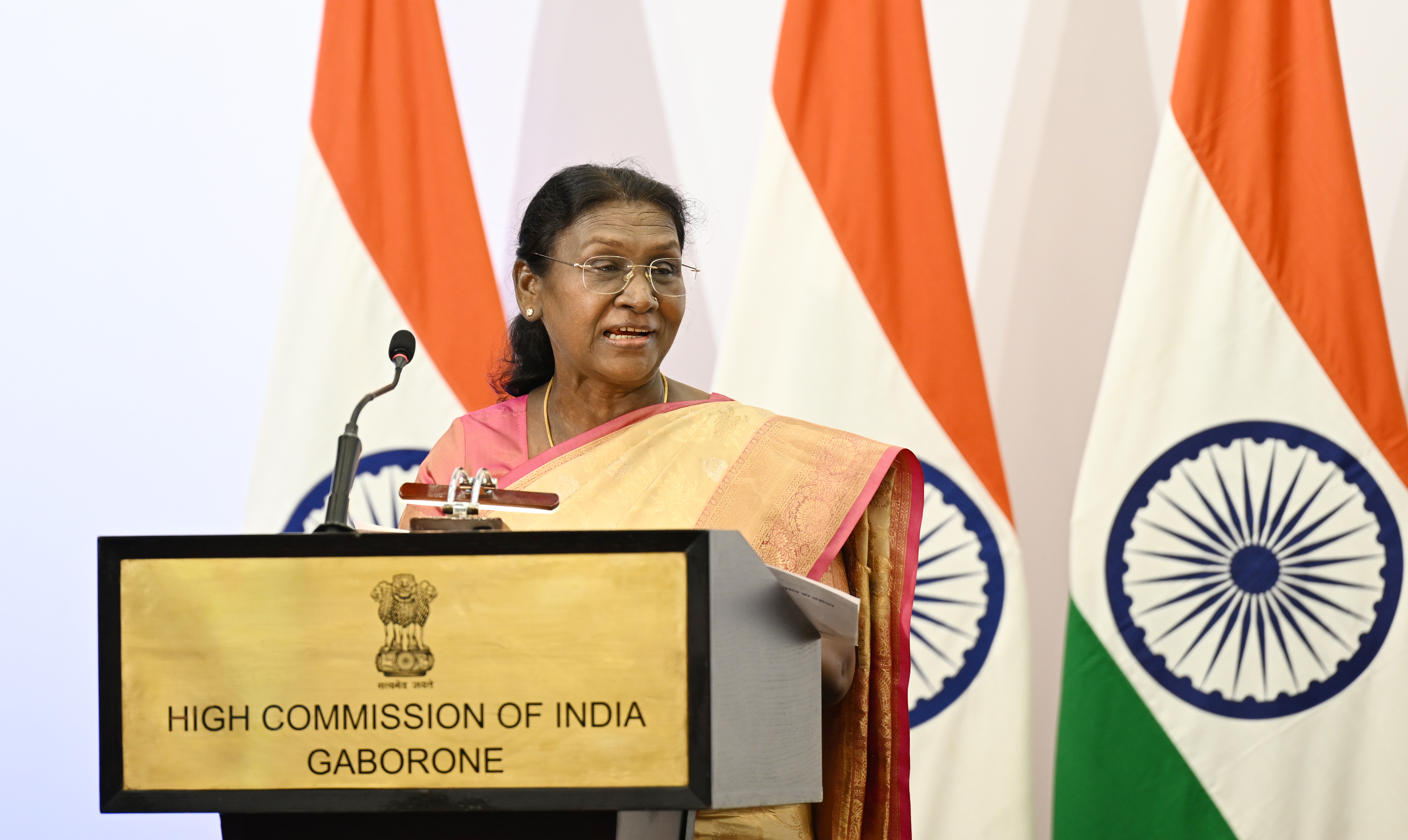 भारत की राष्ट्रपति, श्रीमती द्रौपदी मुर्मु का  बोत्सवाना में भारतीय समुदाय को संबोधन (HINDI)