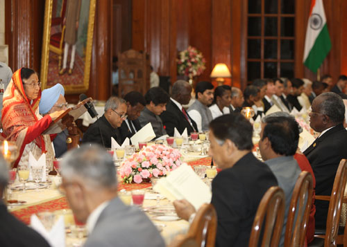 Speech by the President of India, Smt. Pratibha Devisingh Patil, at the Banquet in Honour of the President of the Republic of Namibia, H.E. Mr. Hifikepunye Pohamba