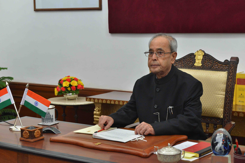 Message of the President of India, Shri Pranab Mukherjee on New Year to Governors and Lt. Governors