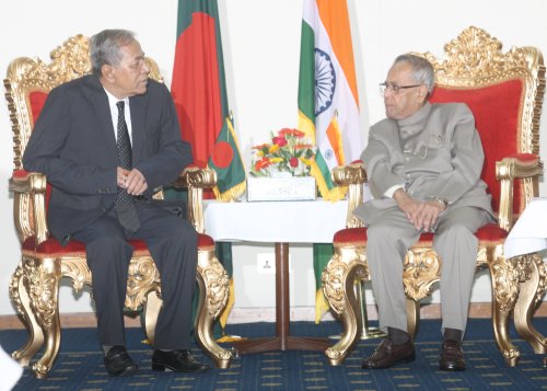 The Speakar of the Jatiya Sangsad, Mr. Advocate Mohammed Abdul Hamid calling on the President of India, Shri Pranab Mukherjee at Dhaka, Bangladesh on March 4, 2013.