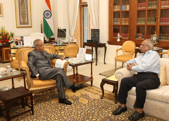 The Former Vice Chancellor J.N.U. & Professor of Eminence, NIPGR, Ministry of Science and Technology, Prof. Asis Datta calling on the President of India, Shri Pranab Mukherjee at Rashtrapati Bhavan in New Delhi October 25, 2012.