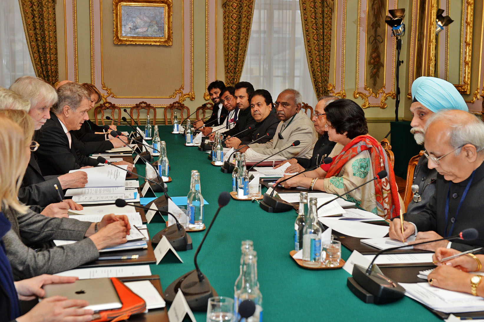 The President of India, Shri Pranab Mukherjee and the President of Finland, H.E. Mr Sauli Niinisto during delegation level talks Government House in Helsinki, Finland on on October 15, 2014. 