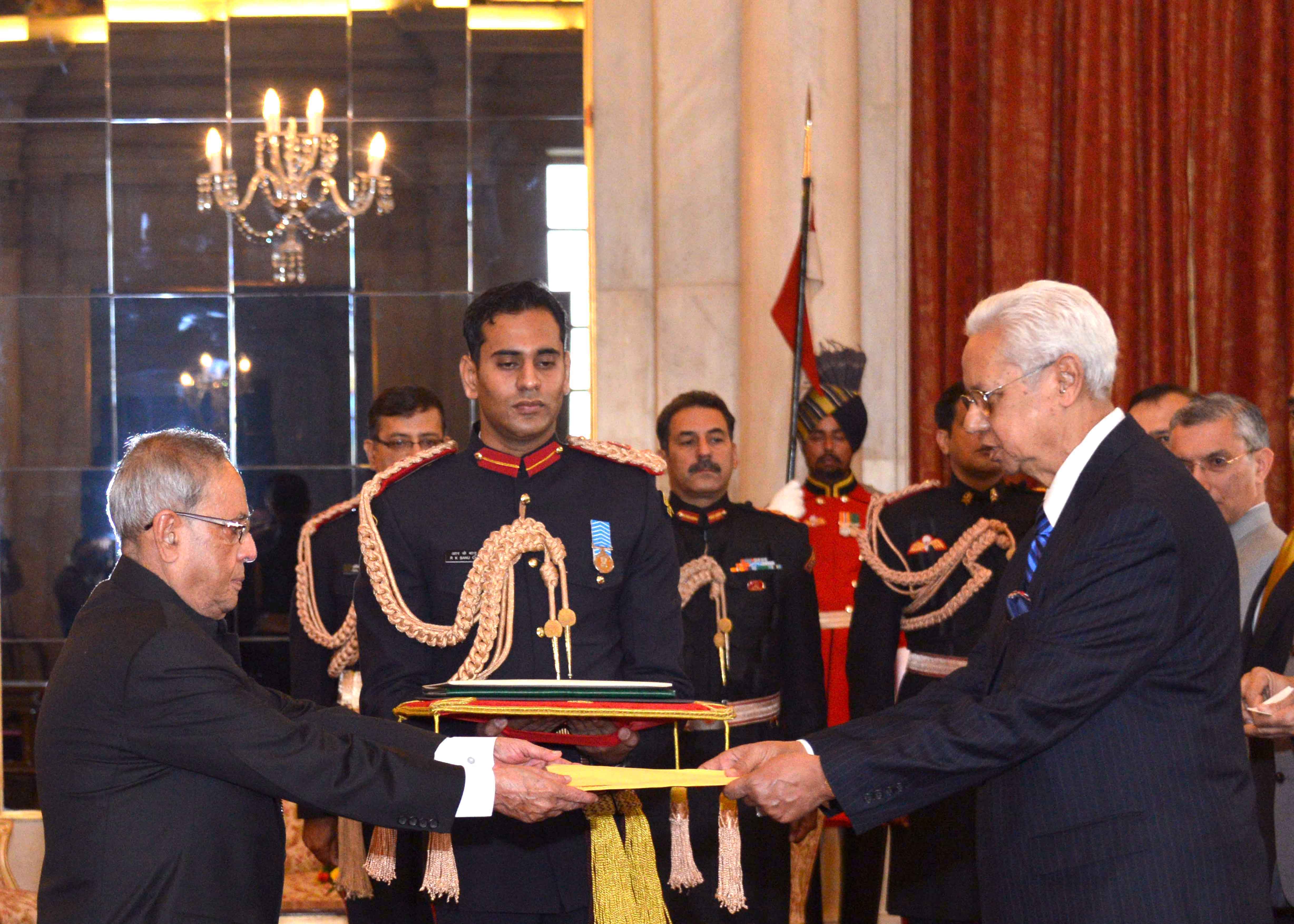 The High Commissioner of Bangladesh, H.E. Mr. Syed Muazzem Ali presenting his credentials to the President of India, Shri Pranab Mukherjee at Rashtrapati Bhavan on December 9, 2014.