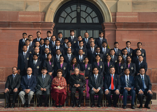The President of India, Shri Pranab Mukherjee with the probationers of 64th Batch of the Indian Revenue Service (Customs & Central Excise) from the National Academy of Customs, Excise and Narcotics, Faridabad at Rashtrapati Bhavan in New Delhi on December