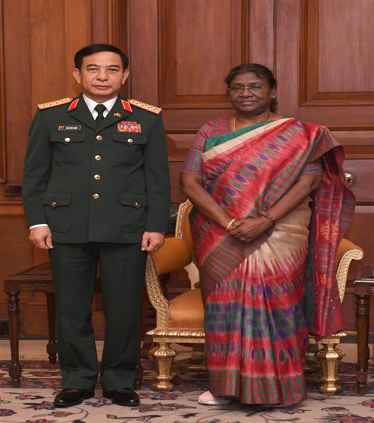 The Defence Minister of Vietnam, General Phan Van Giang called on the President of India, Smt Droupadi Murmu at Rashtrapati Bhavan on June 19, 2023.