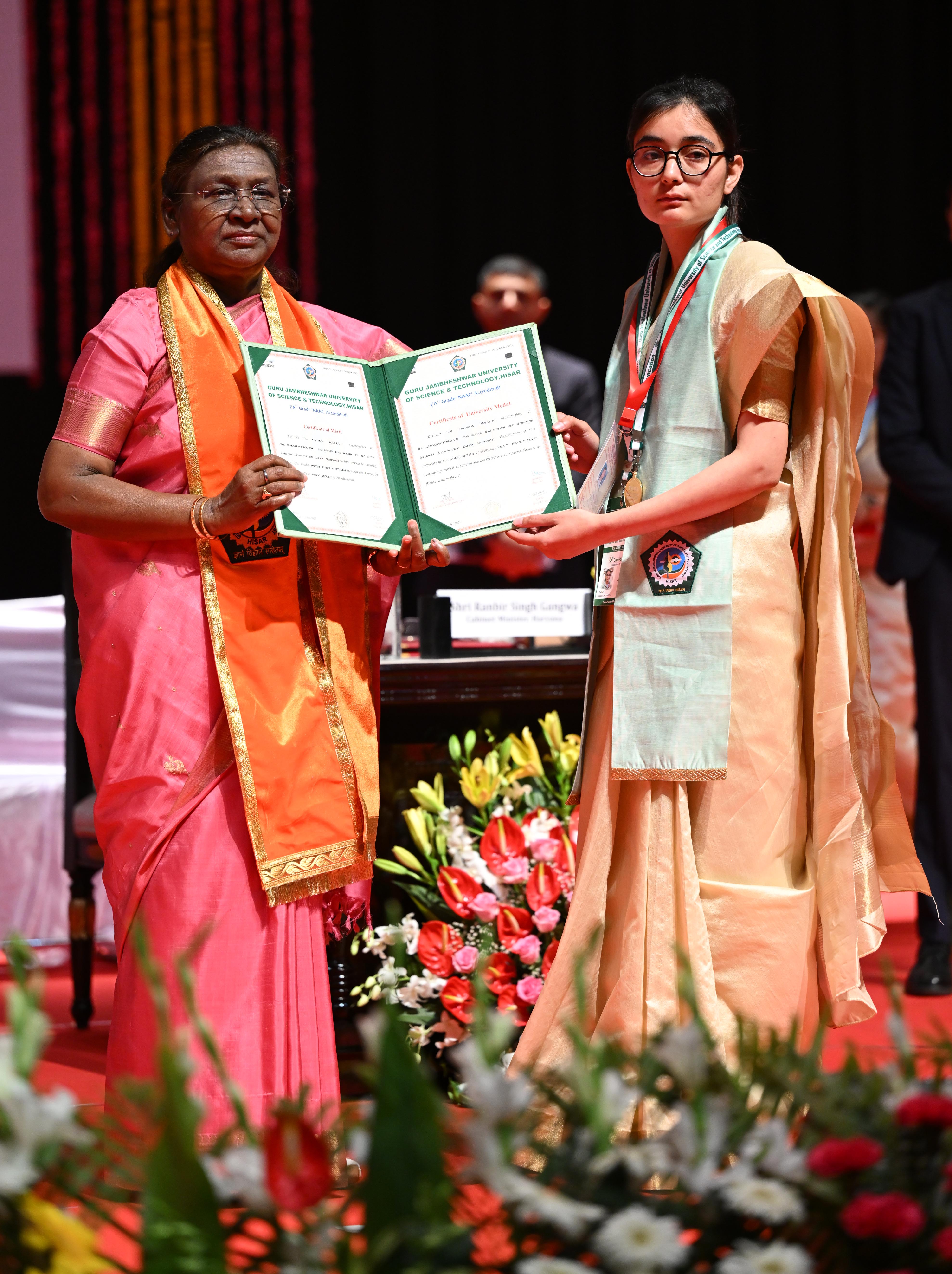 The President of India, Smt Droupadi Murmu graced the convocation ceremony of Guru Jambheshwar University of Science and Technology, Hisar, Haryana on March 10, 2025.