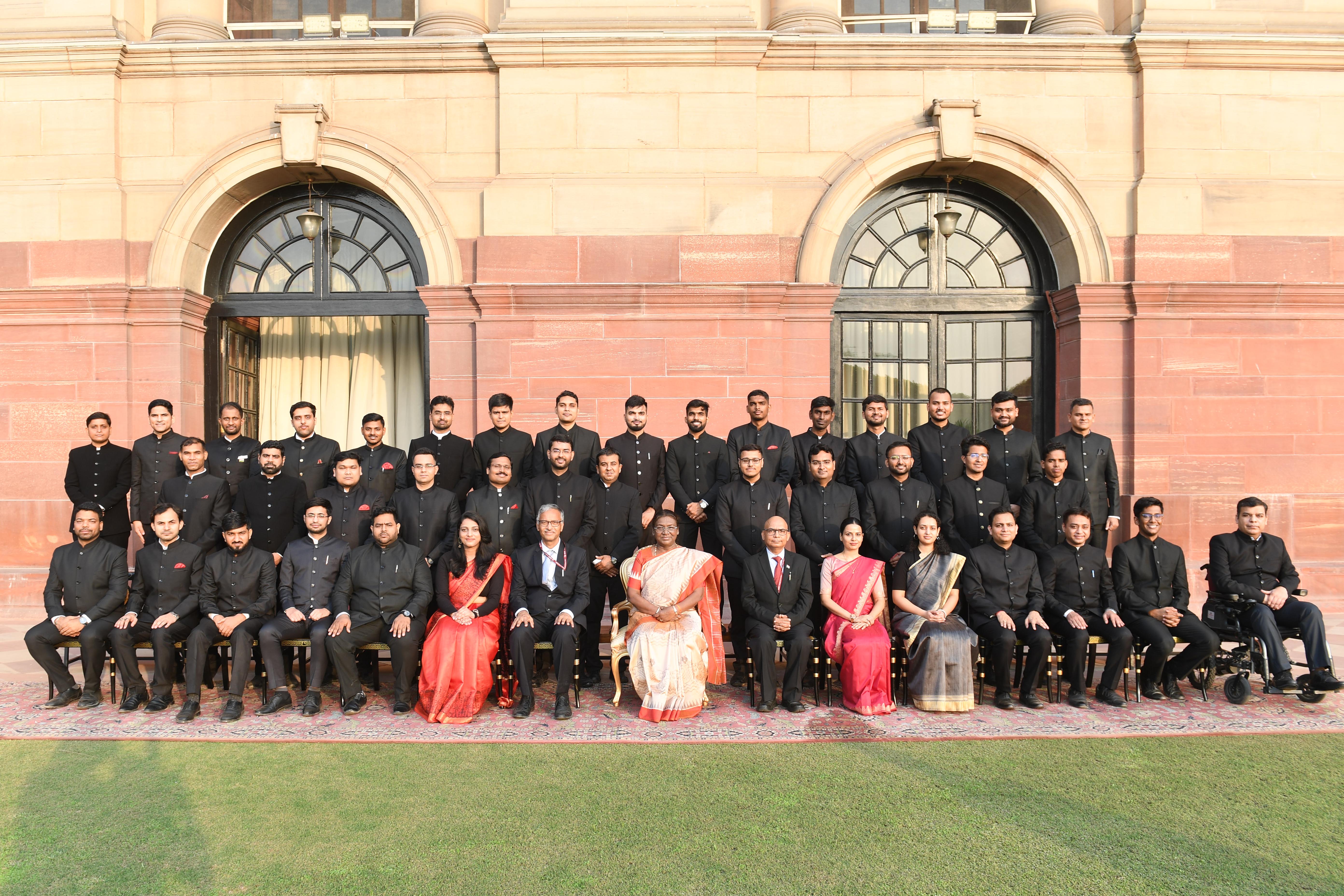 The probationers of Indian Cost Accounts Service called on the President of India, Smt Droupadi Murmu at Rashtrapati Bhavan on October 29, 2024.