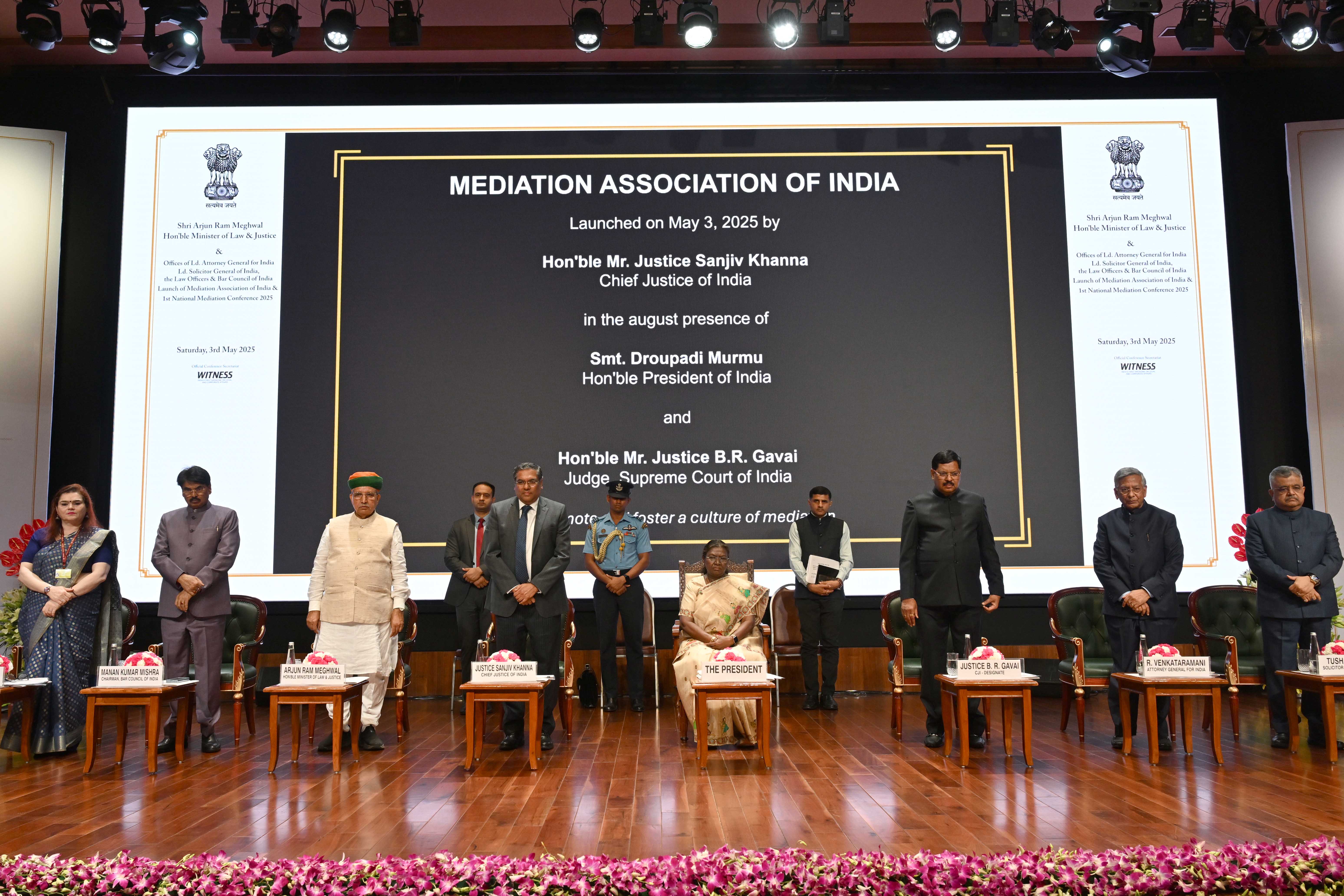 The President of India, Smt Droupadi Murmu graced the launch of the Mediation Association of India and addressed the First National Mediation Conference 2025 in New Delhi on May 3, 2025.