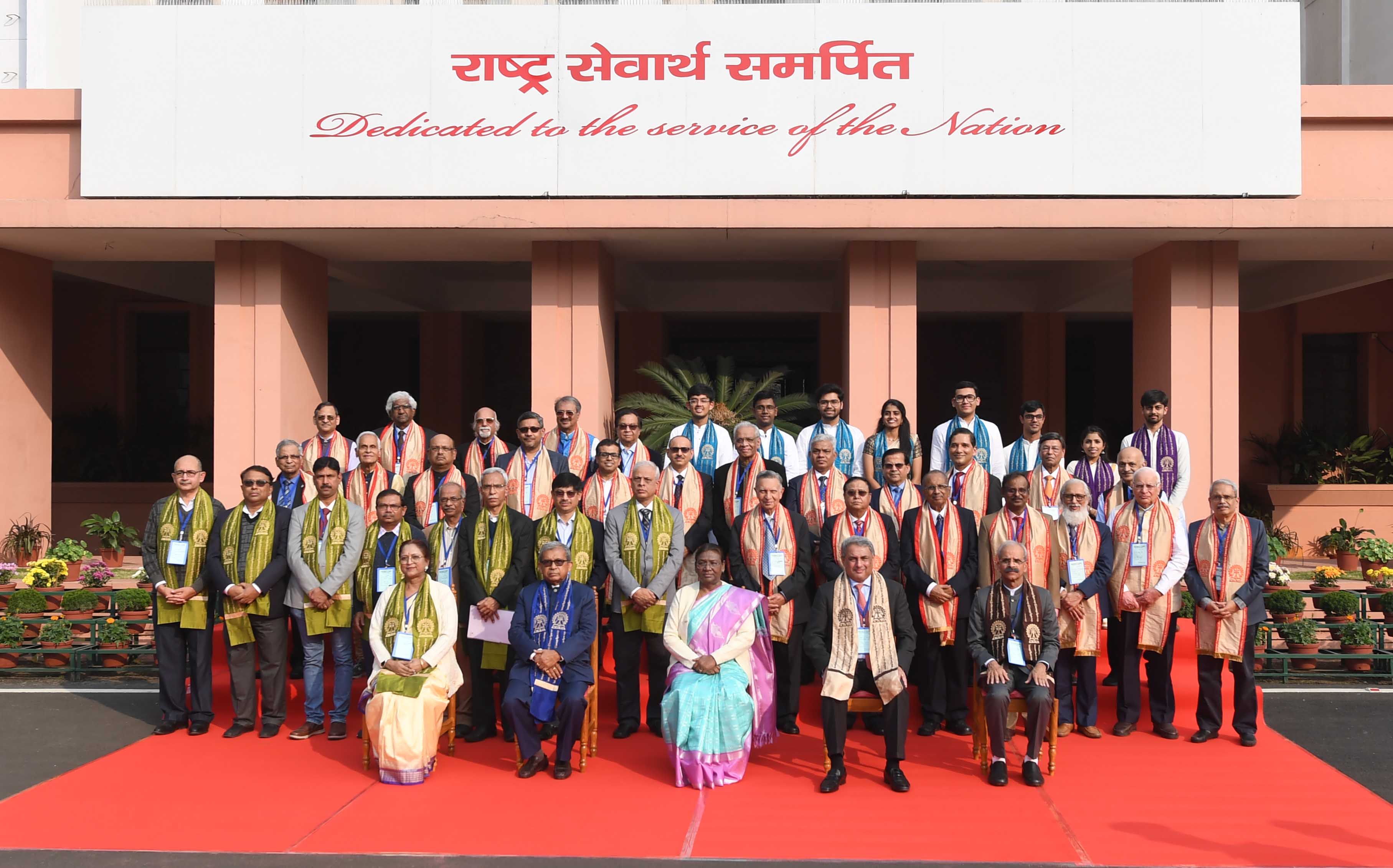 The President of India, Smt Droupadi Murmu graced and addressed the 69th convocation of IIT Kharagpur on December 18, 2023. 