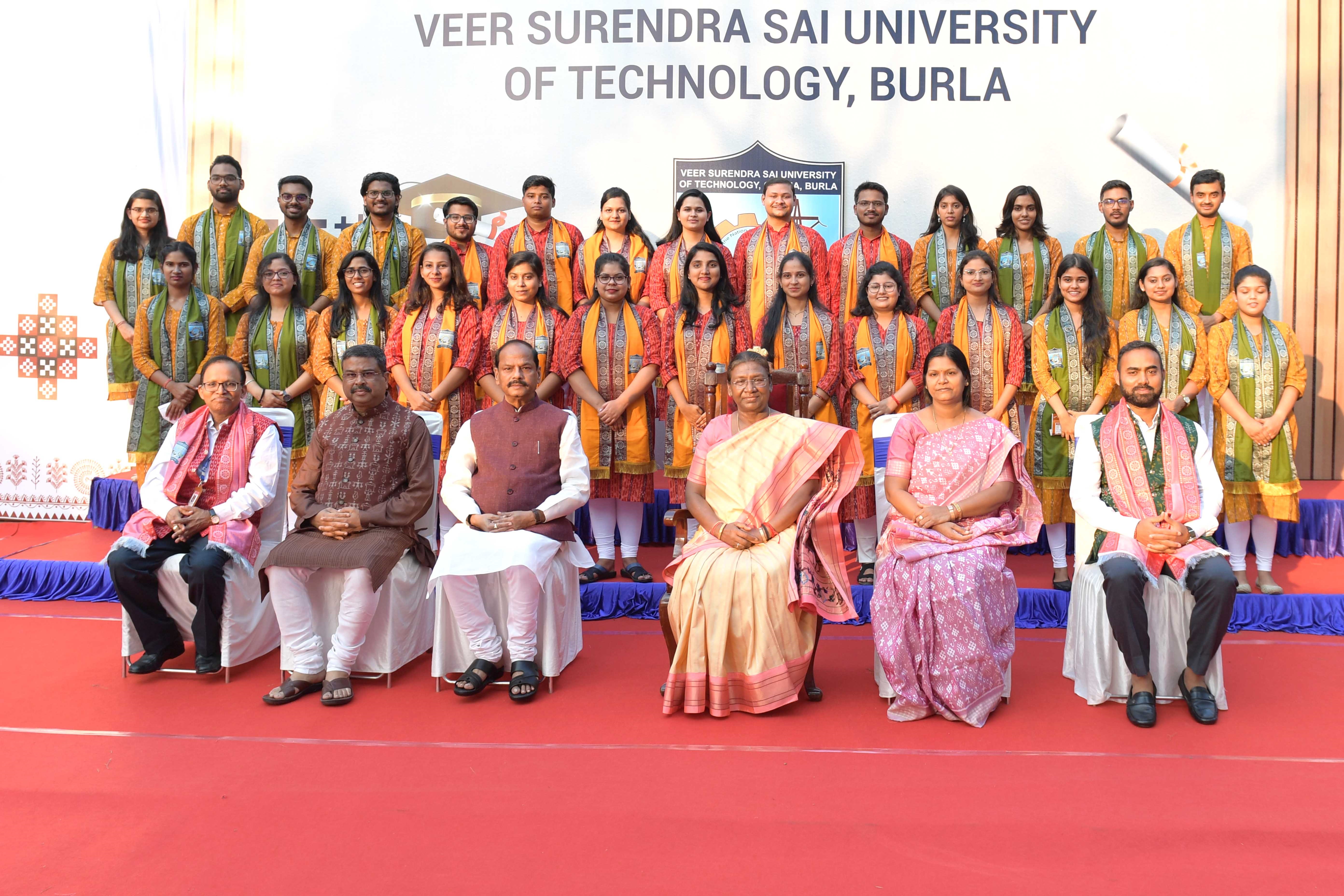 The President of India, Smt Droupadi Murmu graced and addressed the 15th annual convocation of Veer Surendra Sai University of Technology at Burla, Sambalpur, Odisha, on November 21, 2023.