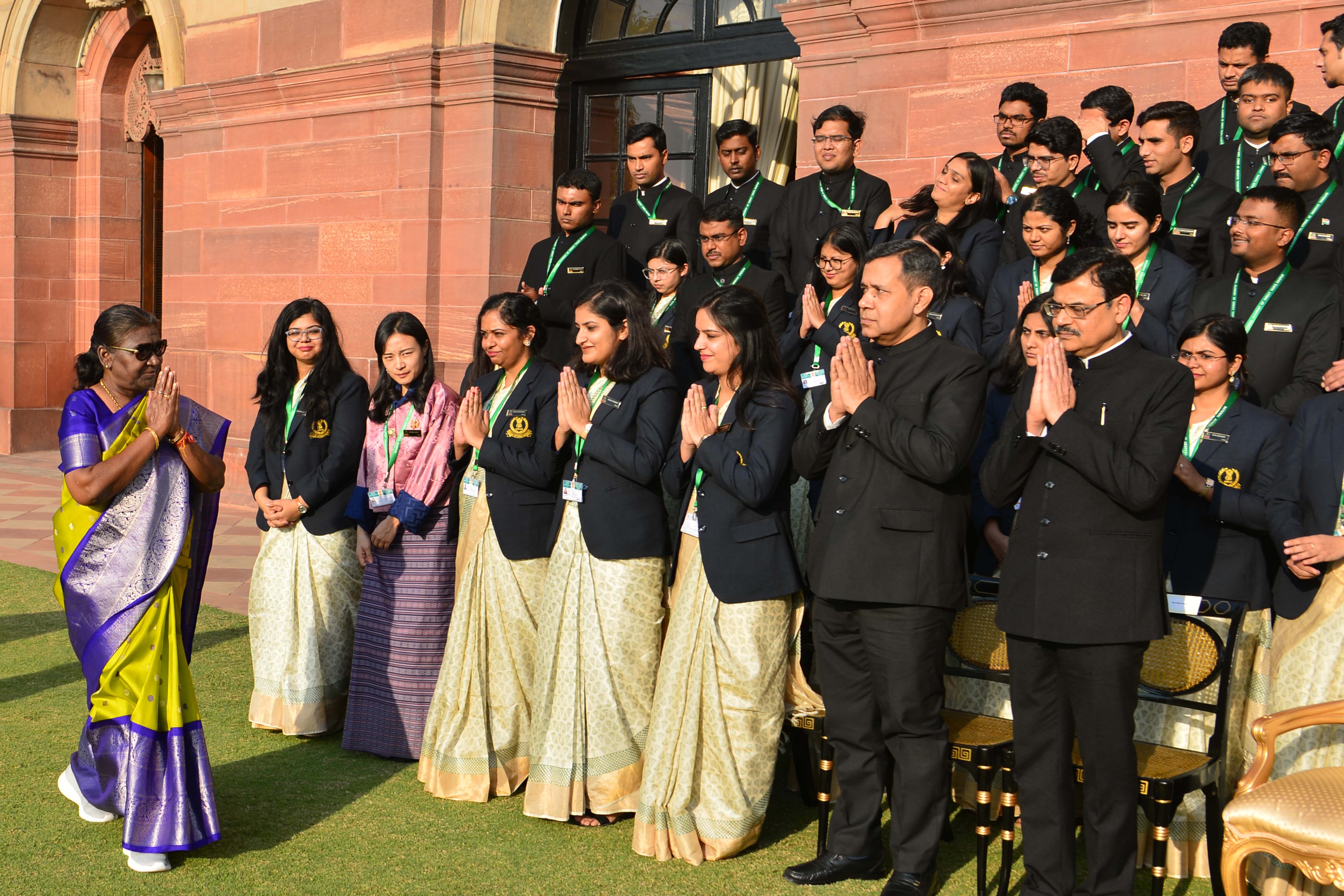 The officer trainees of Indian Revenue Service (77th batch) called on the President of India, Smt Droupadi Murmu at Rashtrapati Bhavan on March 8, 2024.