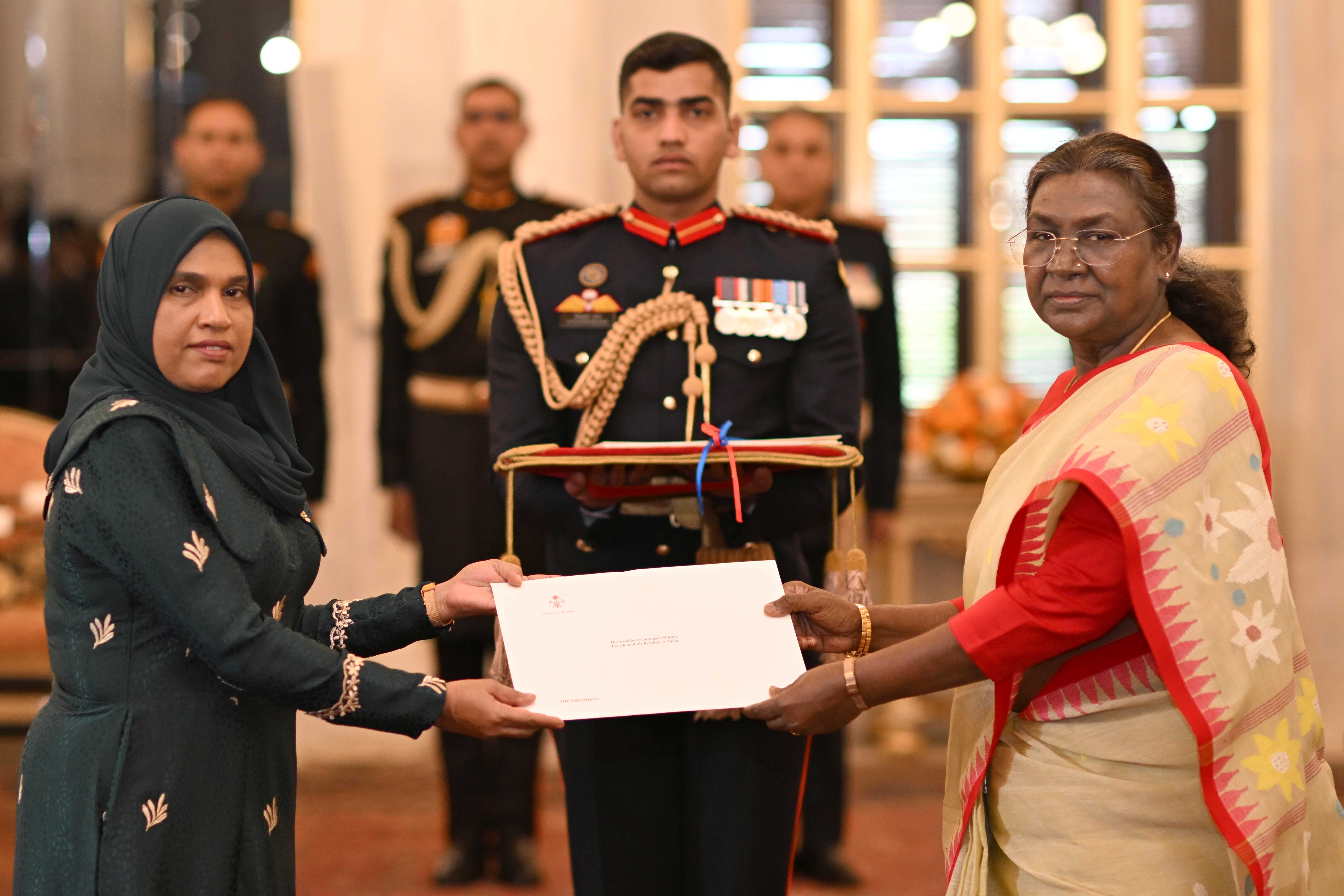 H.E. Ms Aishath Azeema, High Commissioner of the Republic of Maldives presenting credentials to the President of India, Smt Droupadi Murmu at a ceremony held at Rashtrapati Bhavan on February 17, 2025.