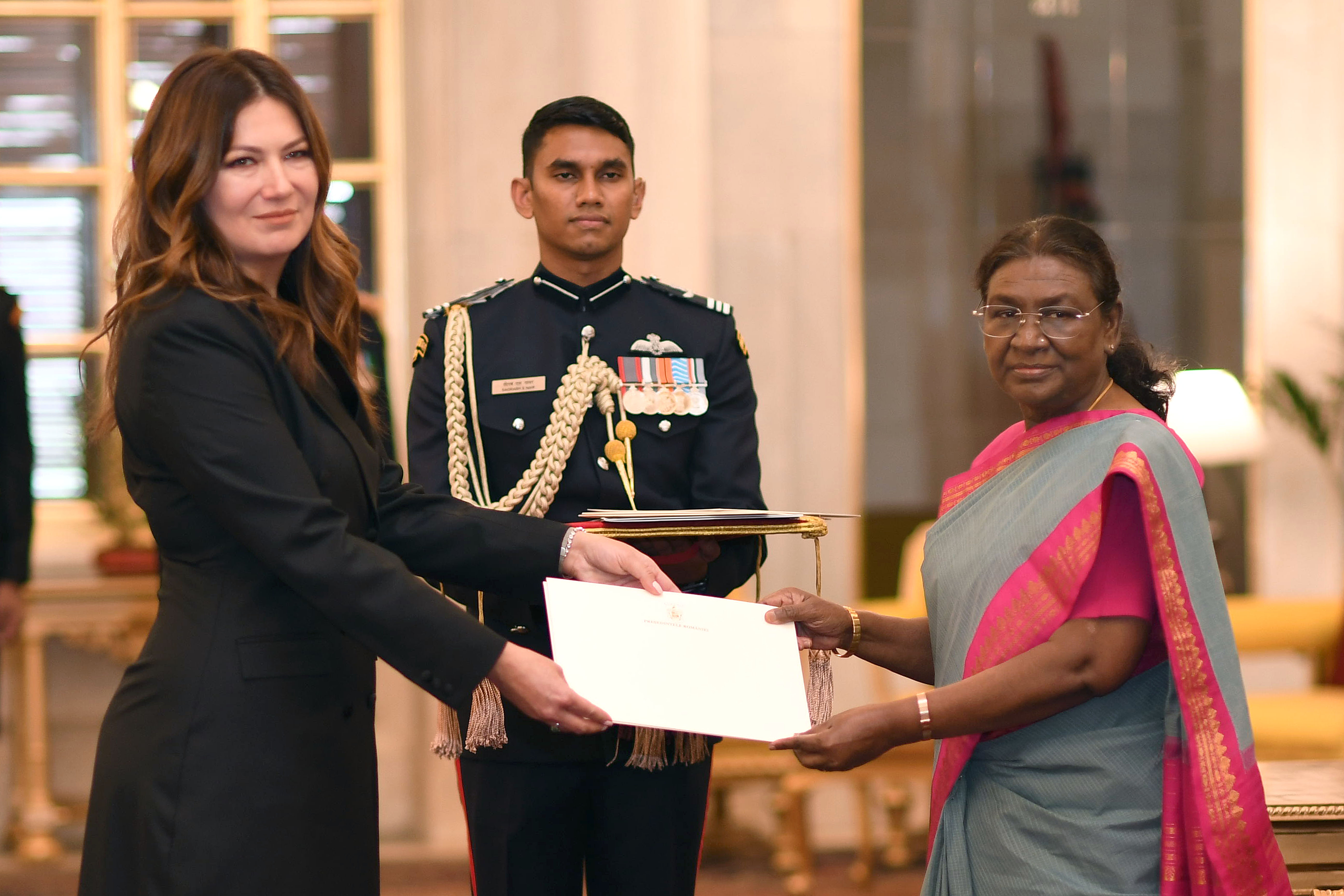 H.E. Ms Sena Latif, Ambassador of Romania presenting credentials to the President of India, Smt Droupadi Murmu at a ceremony held at Rashtrapati Bhavan on November 25, 2024.