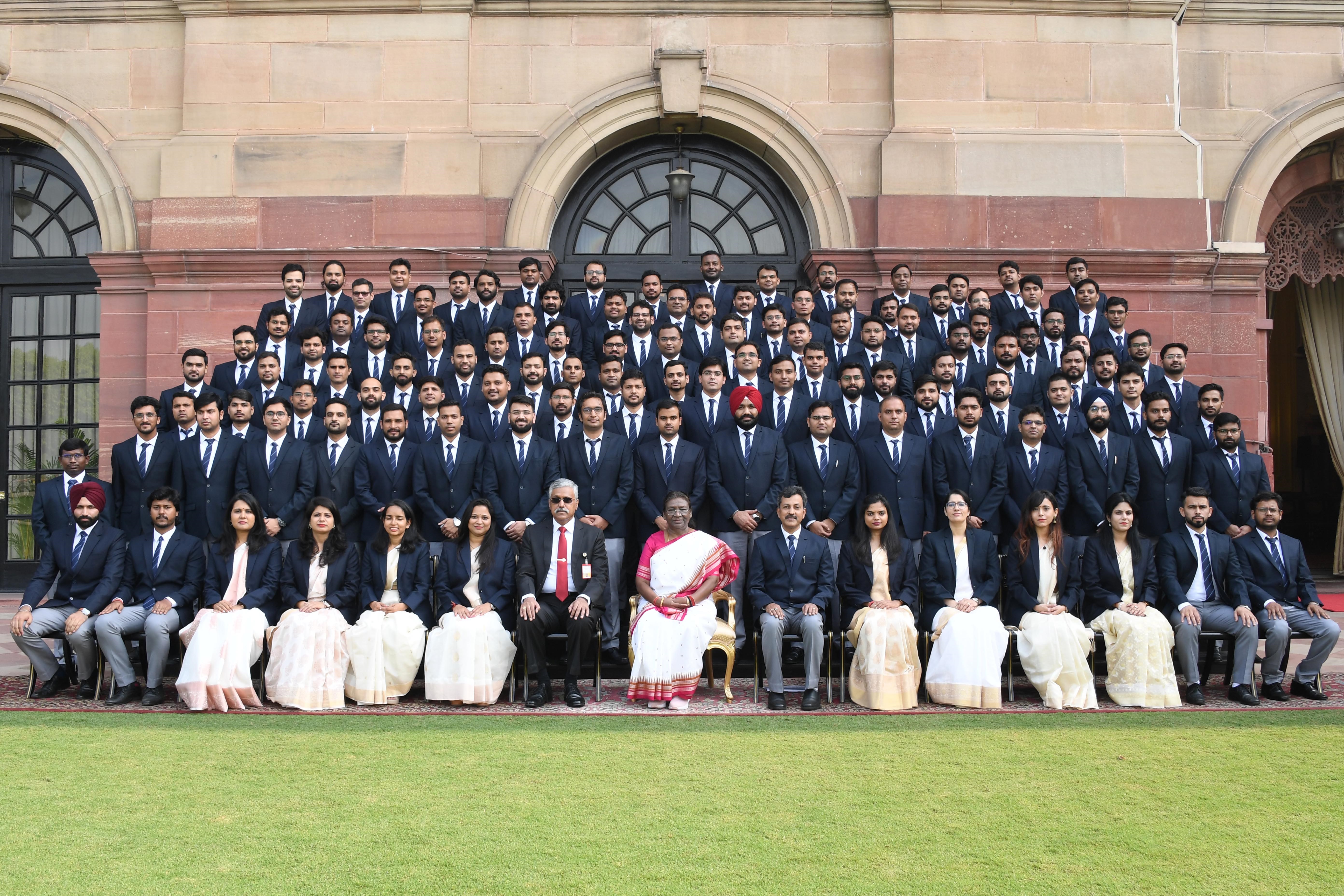 Officers of Indian Ordnance Factories Service called on the President of India, Smt Droupadi Murmu at Rashtrapati Bhavan on November 17, 2023. 