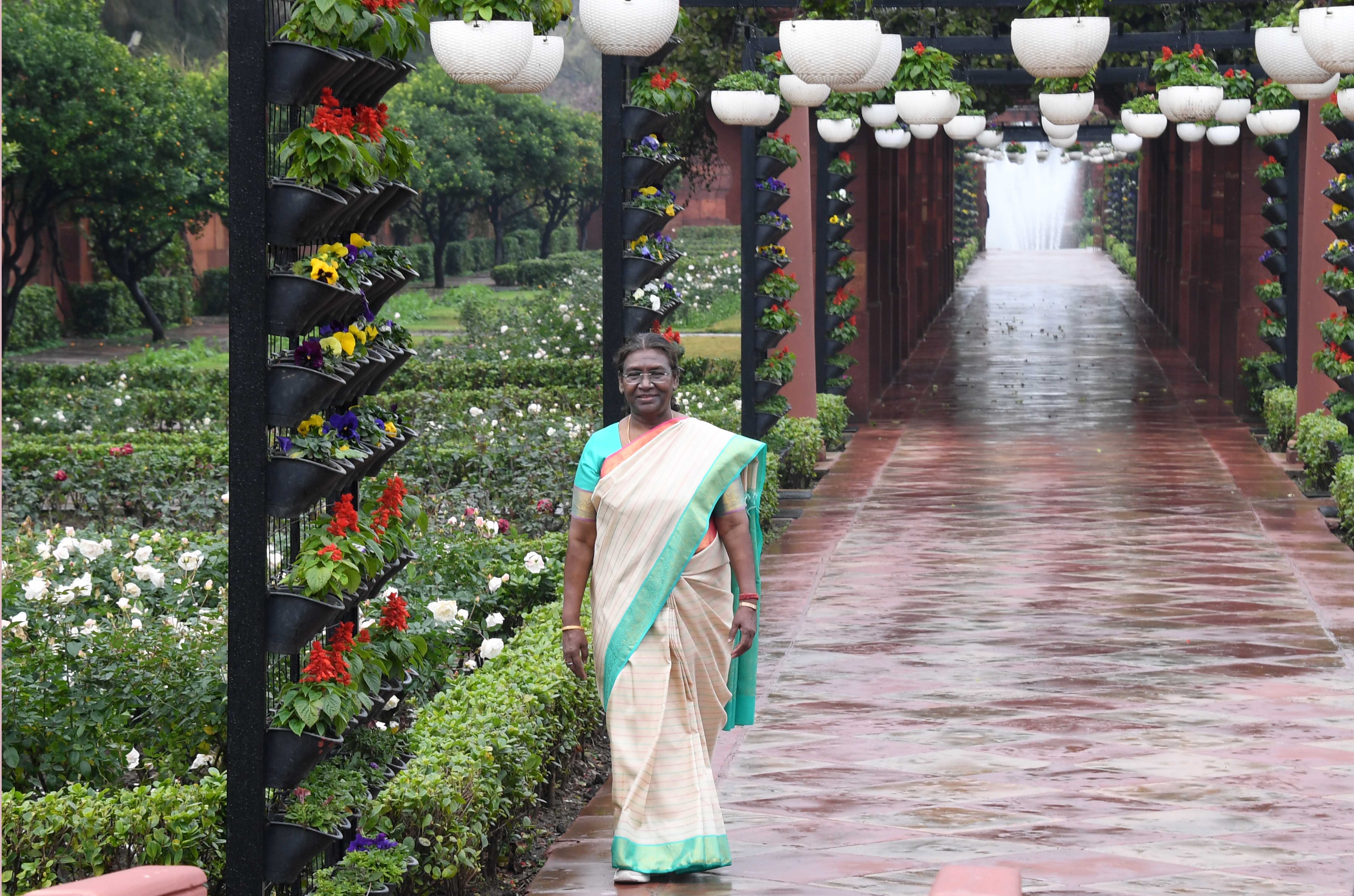 The President of India, Smt Droupadi Murmu graced the Udyan Utsav – I, 2024 on February 1, 2024.