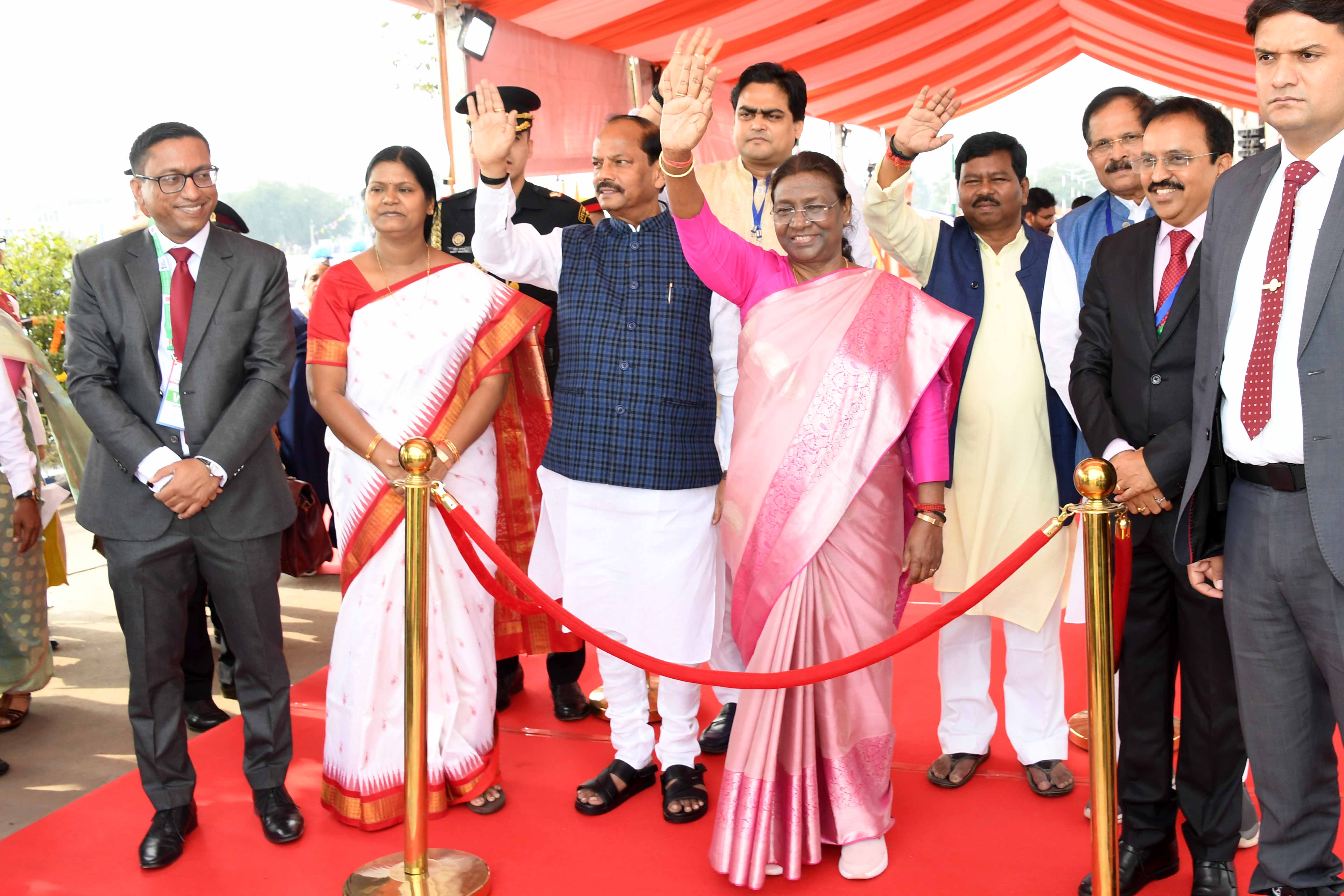 The President of India, Smt Droupadi Murmu graced the Boita Bandana ceremony, being organized by the Paradip Port Authority, at Paradip on November 27, 2023.